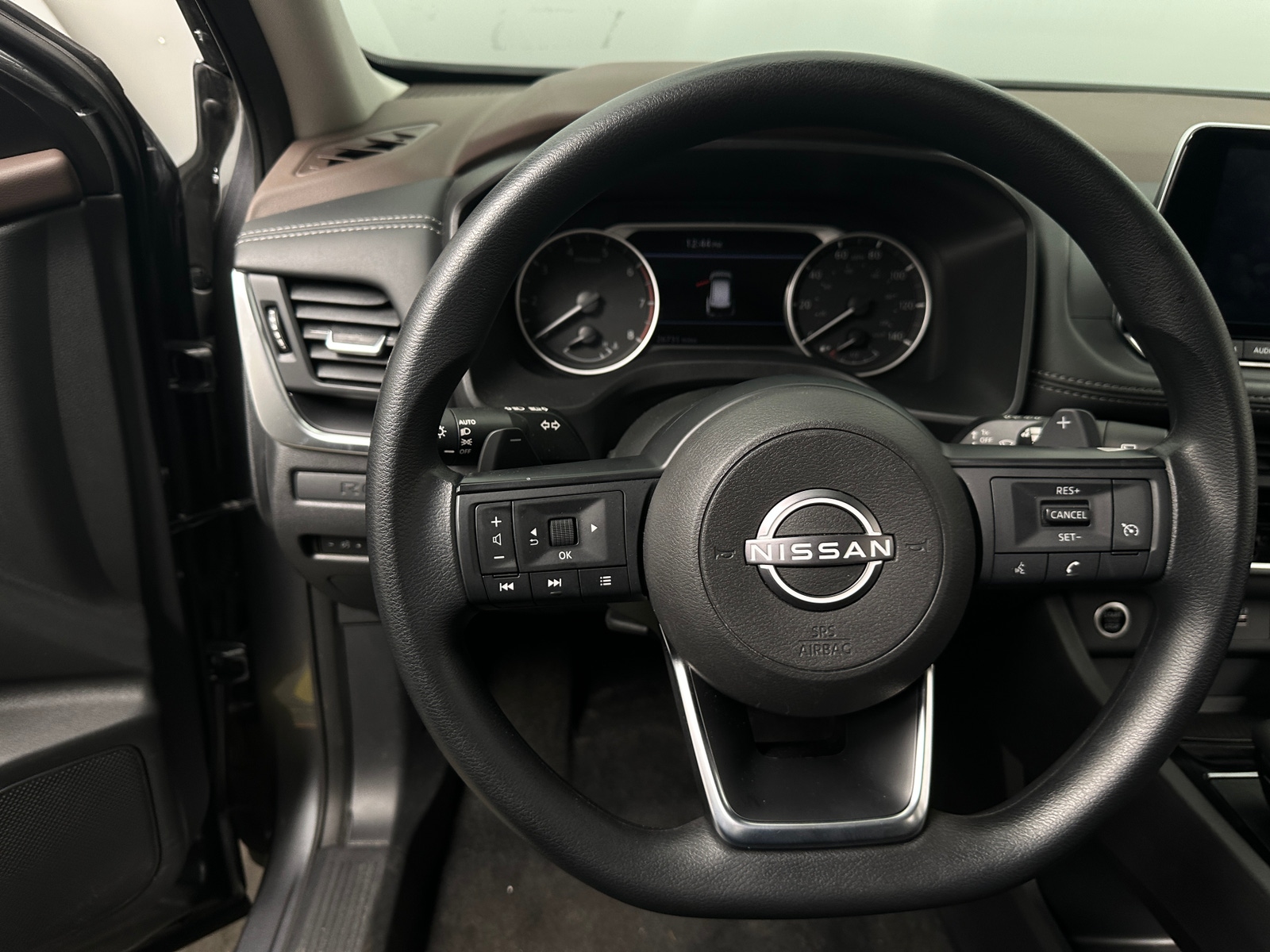 Thumbnail: 2023 Nissan Rogue - 5