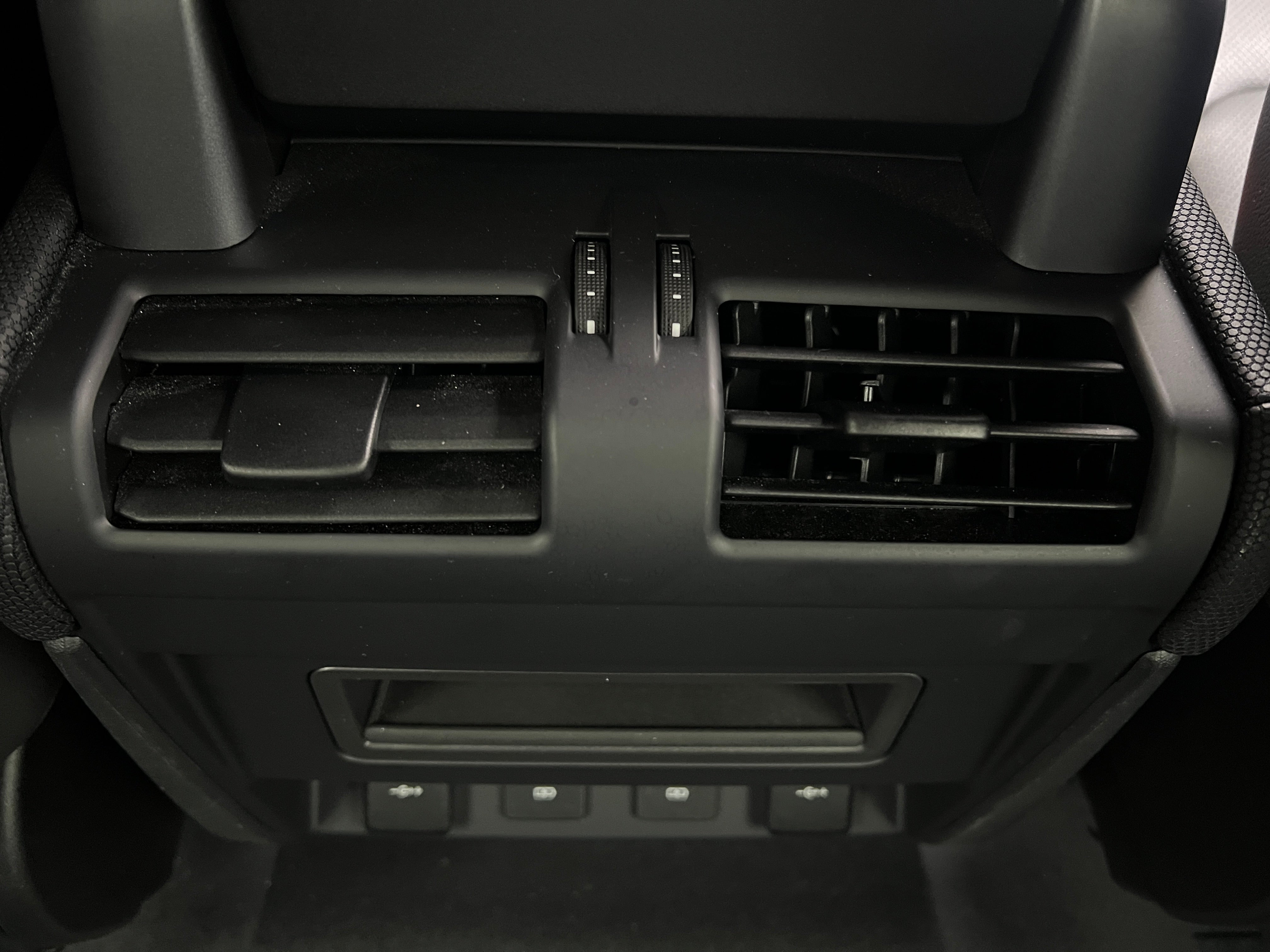 2022 Land Rover Defender