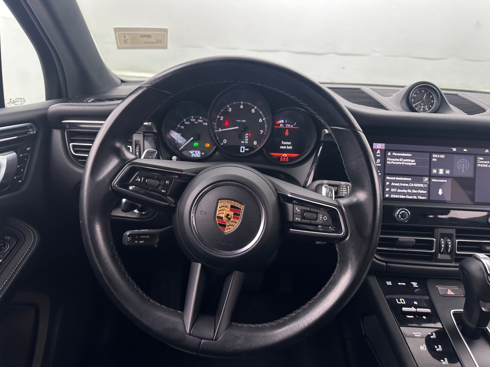 Thumbnail: 2022 Porsche Macan - 4