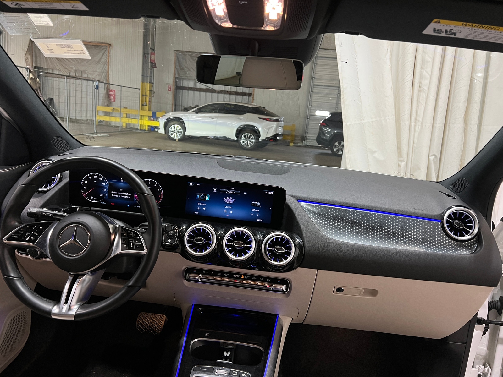 Thumbnail: 2025 Mercedes-Benz GLA - 2