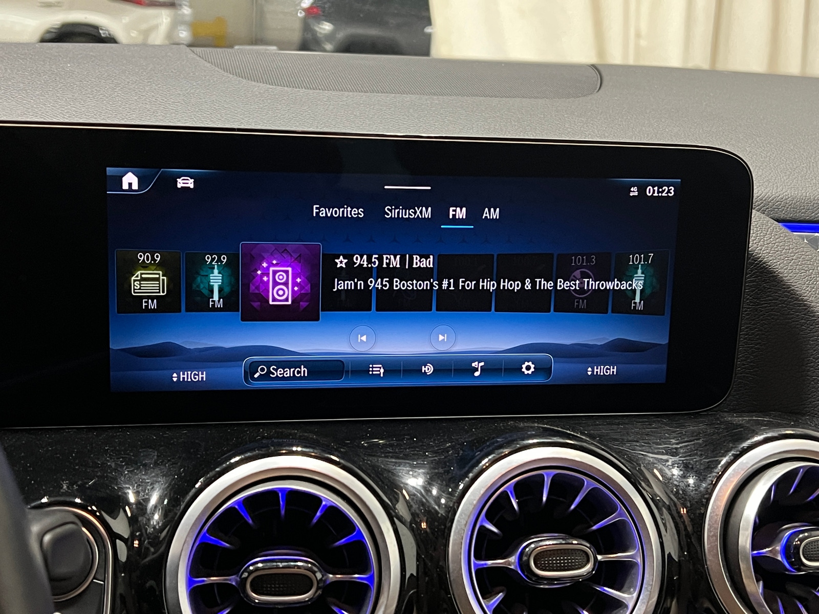 Thumbnail: 2025 Mercedes-Benz GLA - 3