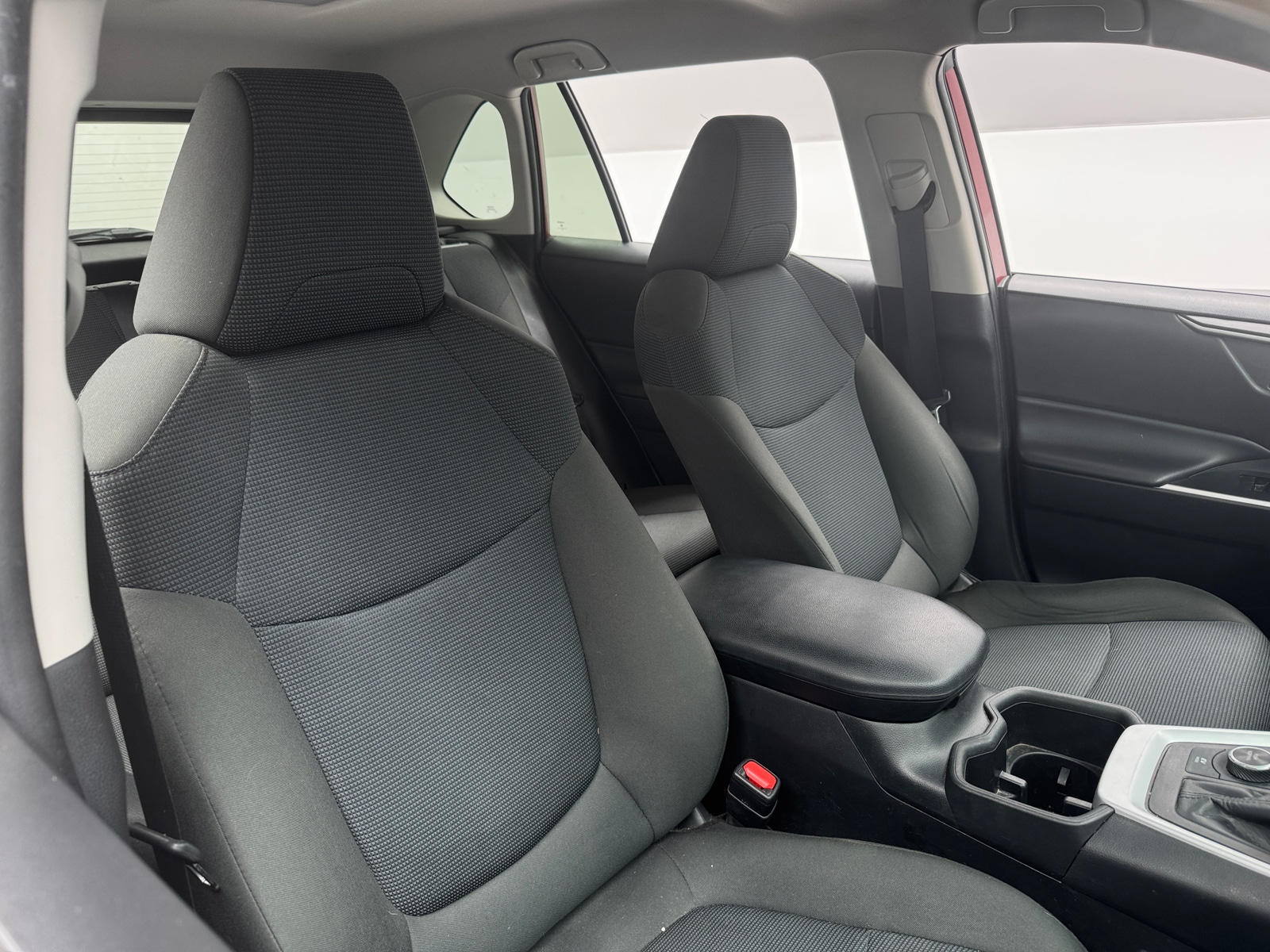 Thumbnail: 2022 Toyota RAV4 - 2