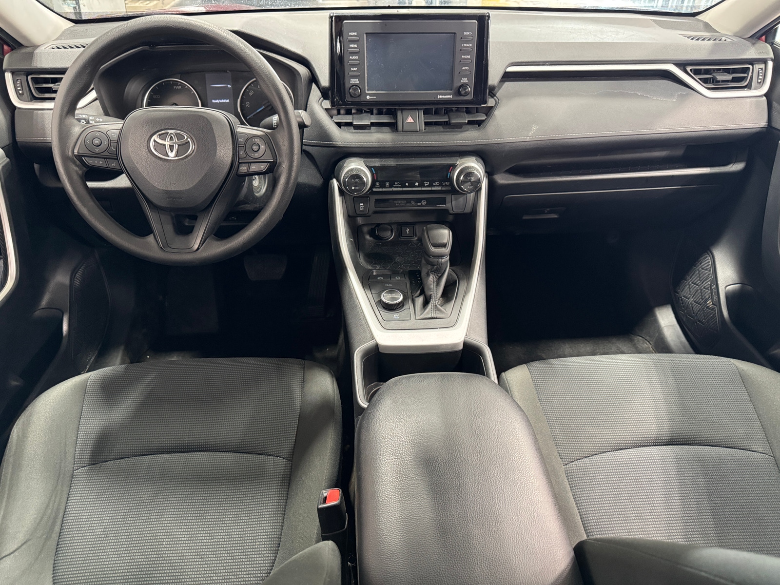 Thumbnail: 2022 Toyota RAV4 - 3