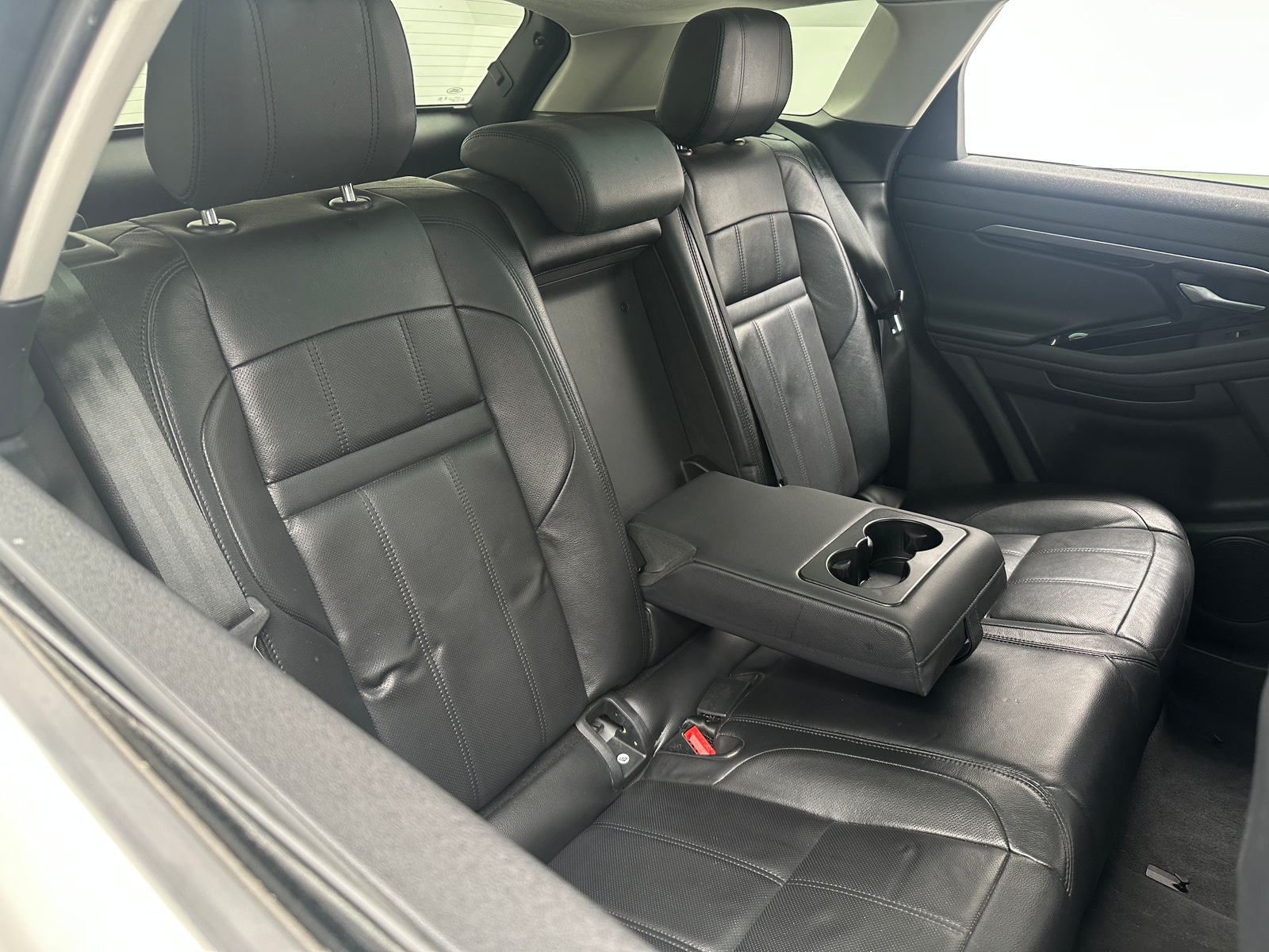 Thumbnail: 2020 Land Rover Range Rover Evoque - 5