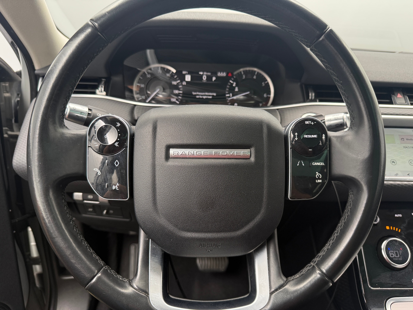 Thumbnail: 2020 Land Rover Range Rover Evoque - 4