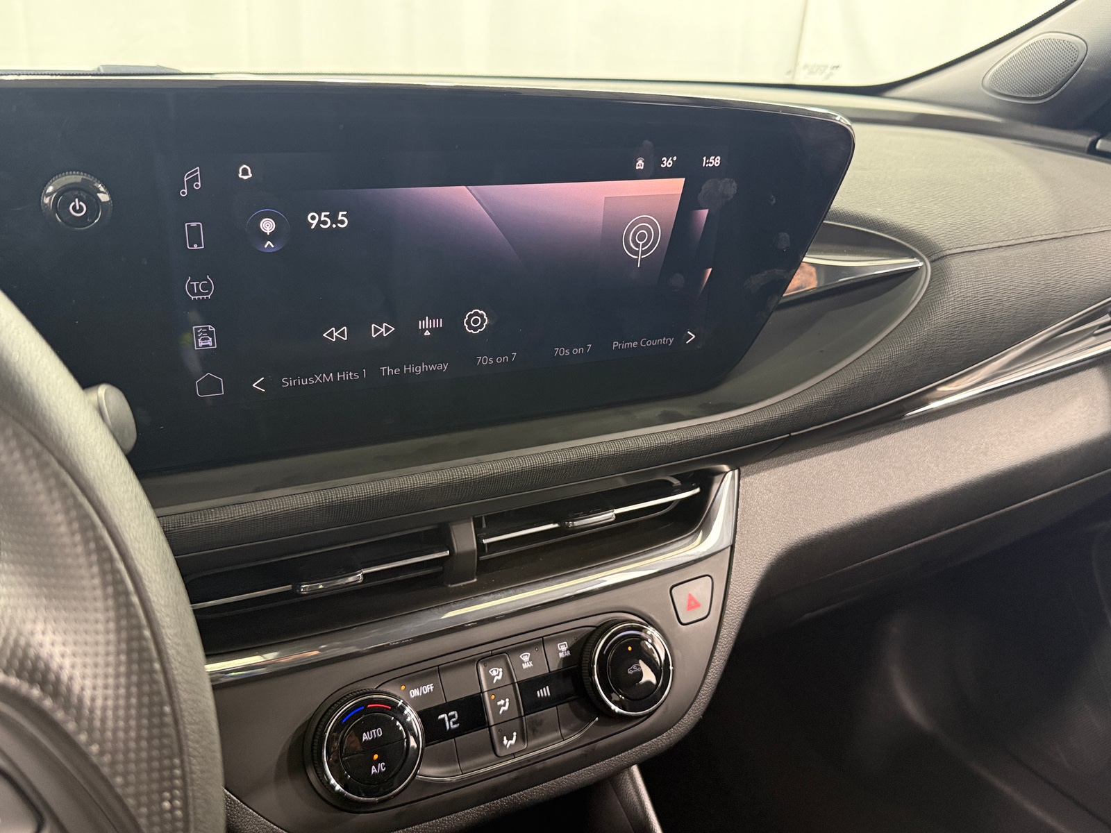 Thumbnail: 2025 Buick Envista - 4