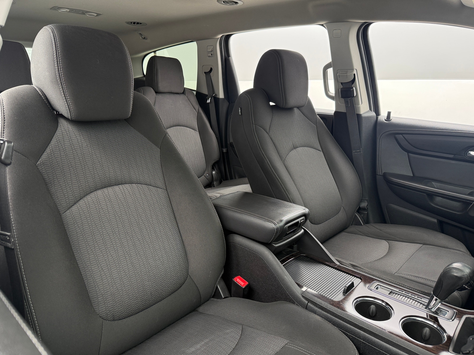 Thumbnail: 2016 Chevrolet Traverse - 2