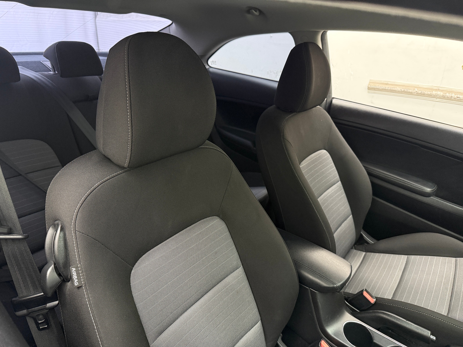 Thumbnail: 2016 Kia Forte - 2