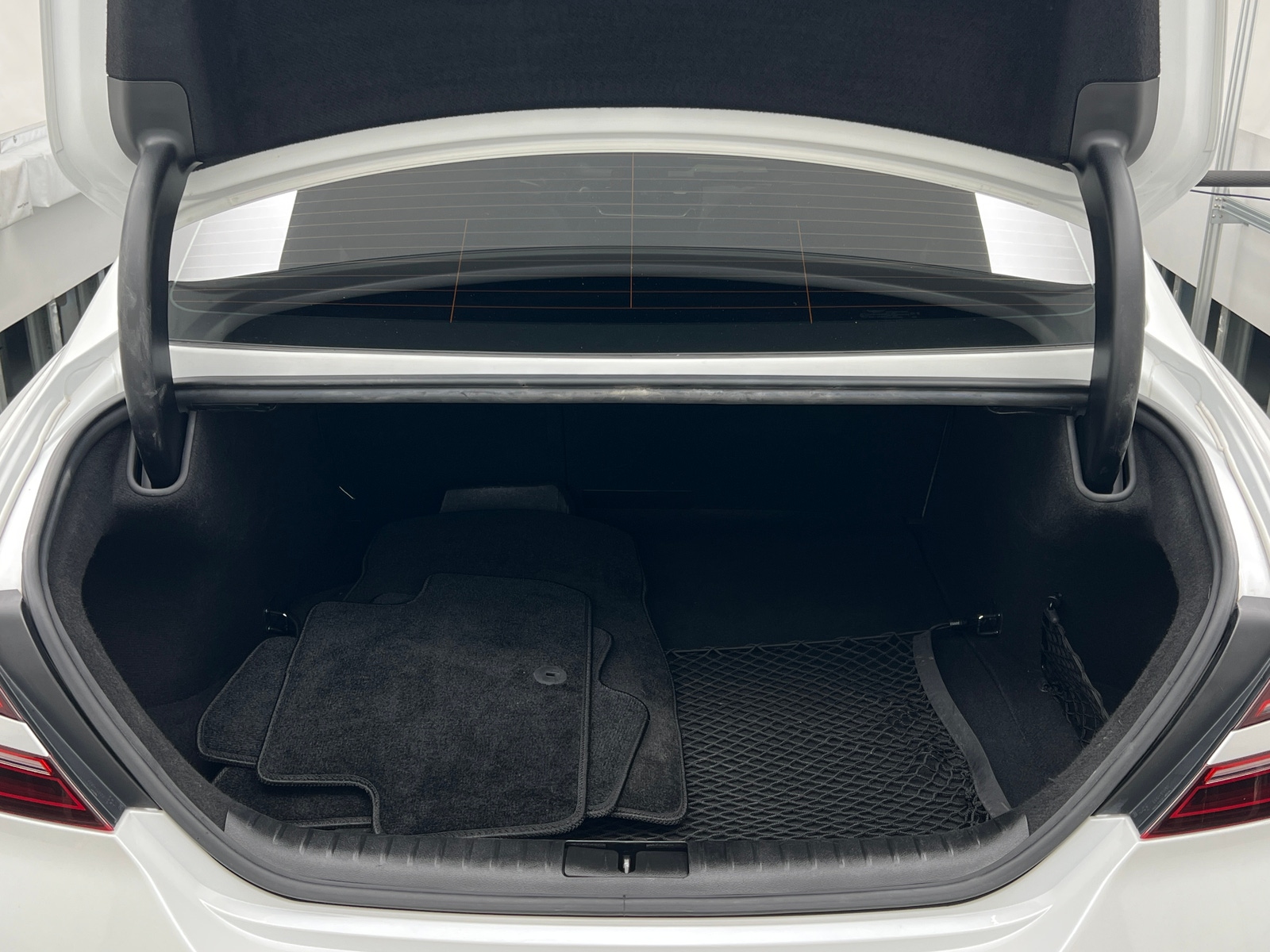 Thumbnail: 2022 Genesis G70 - 6