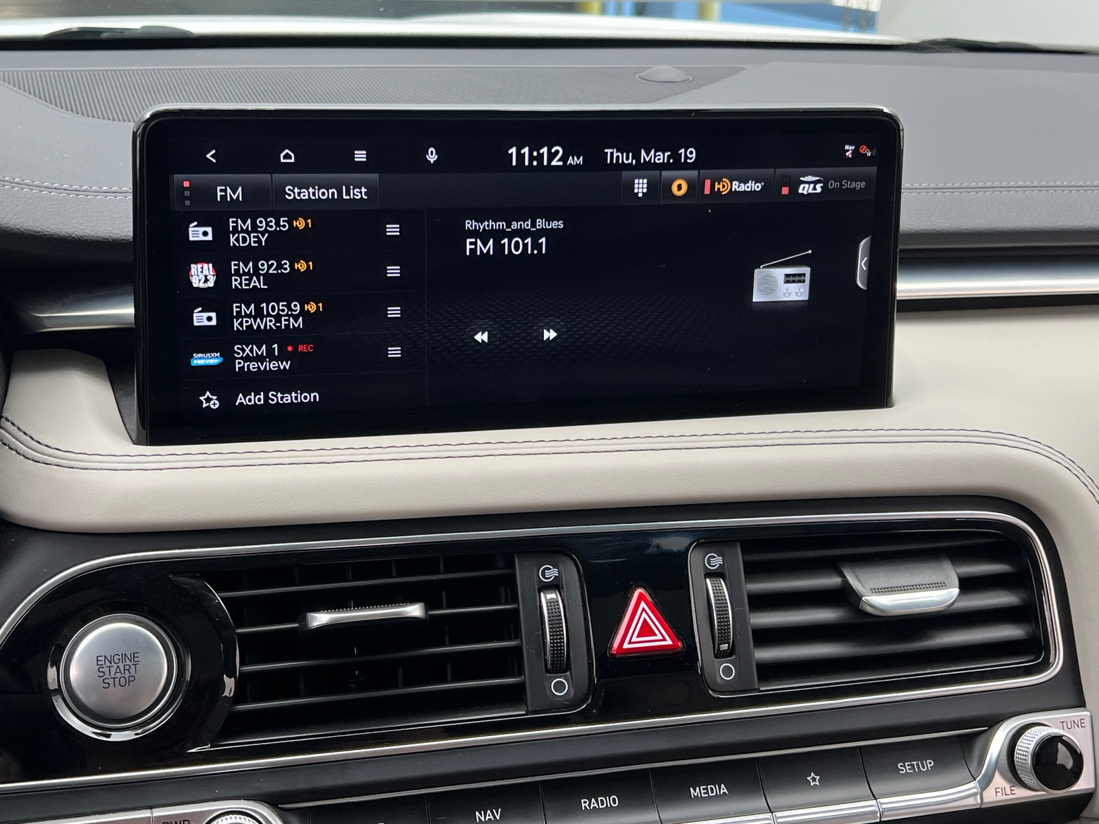 Thumbnail: 2022 Genesis G70 - 3