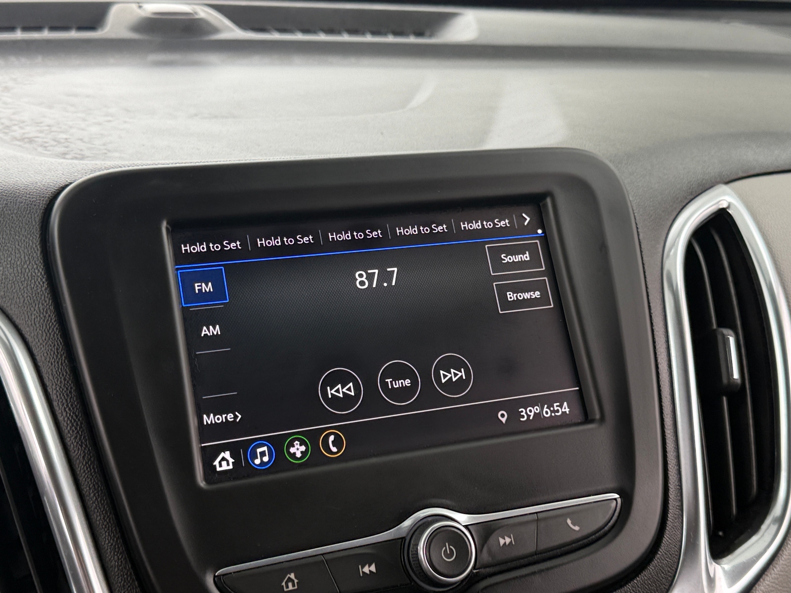 Thumbnail: 2020 Chevrolet Equinox - 4