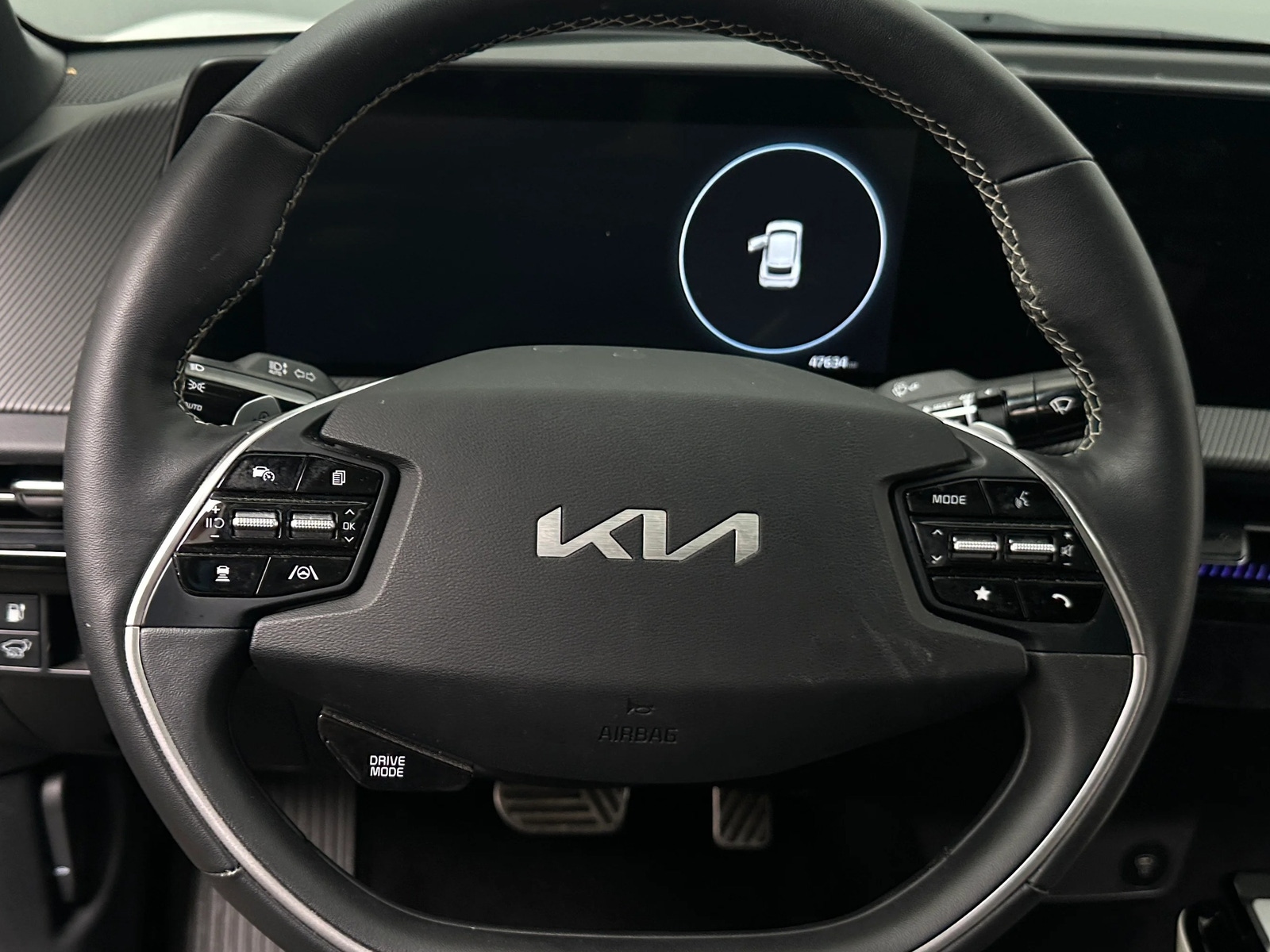 Thumbnail: 2023 Kia EV6 - 4