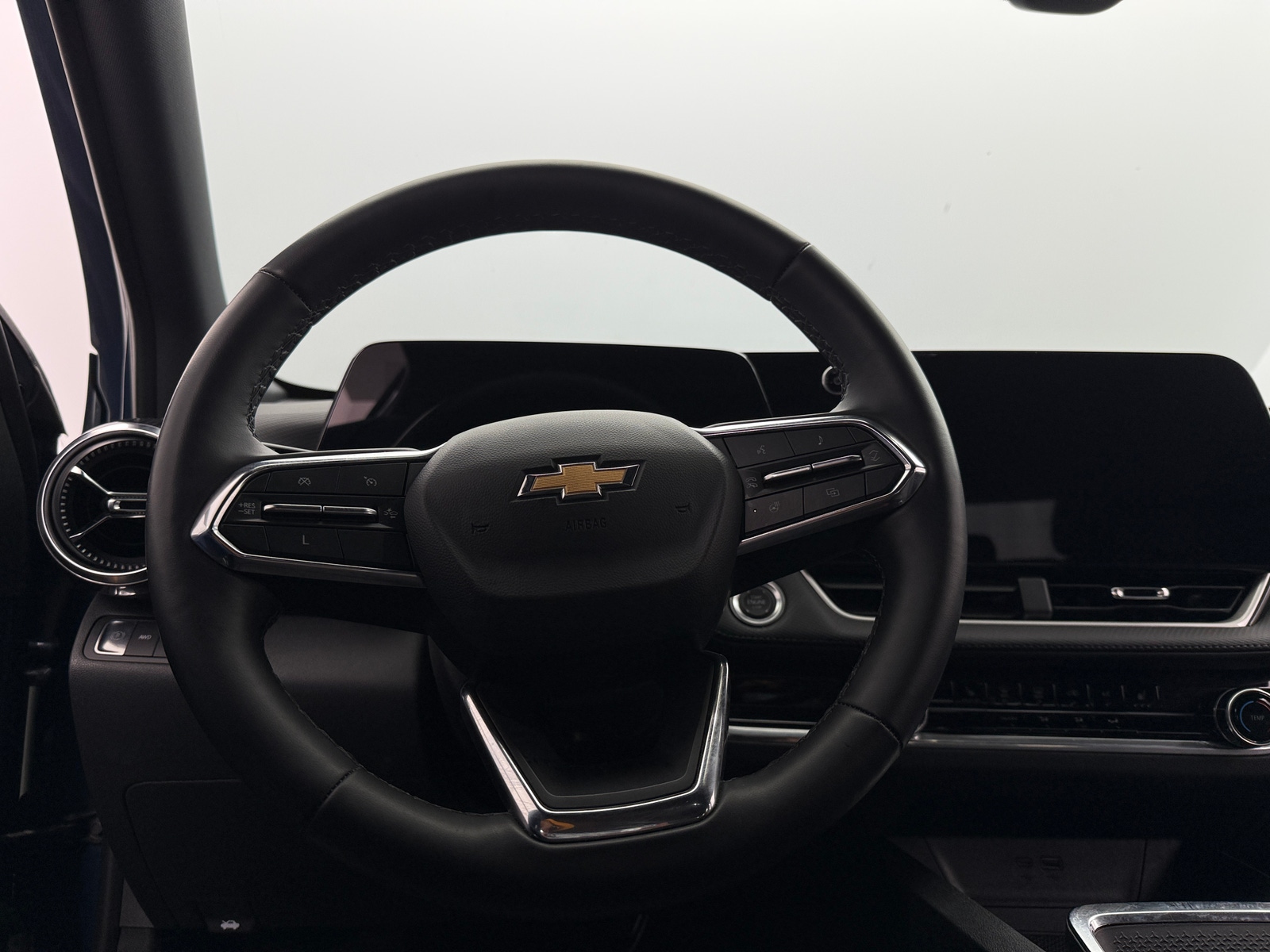 Thumbnail: 2025 Chevrolet Equinox - 5