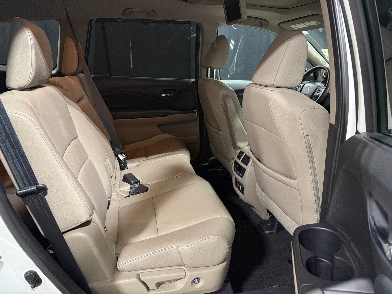 Thumbnail: 2017 Honda Pilot - 5