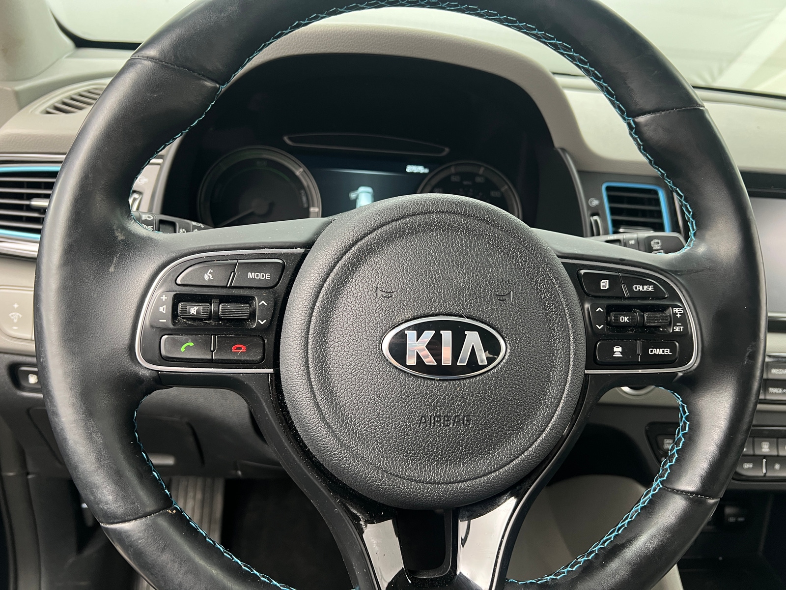 Thumbnail: 2019 Kia Niro - 4