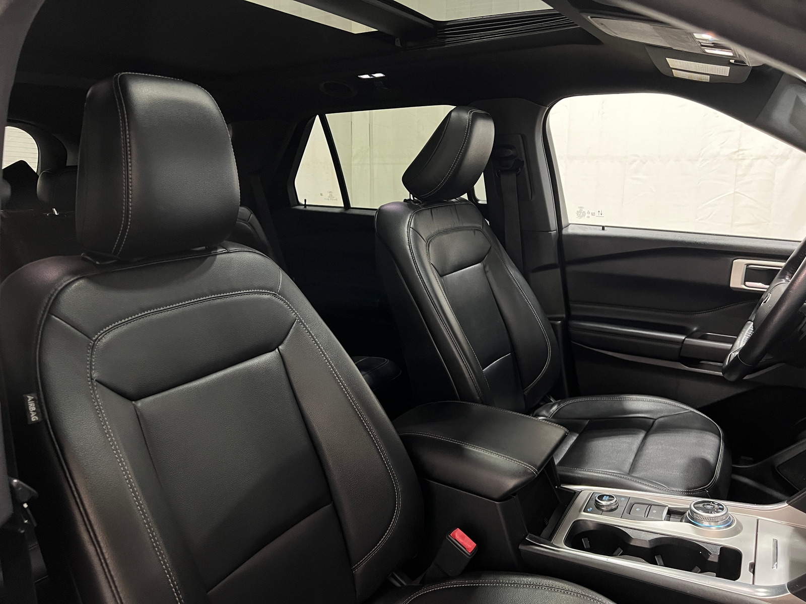 Thumbnail: 2020 Ford Explorer - 2