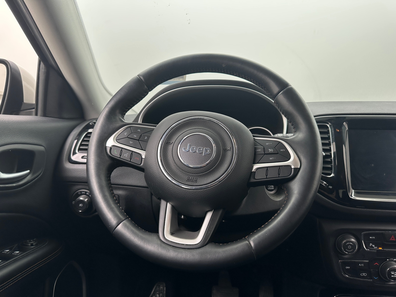 Thumbnail: 2018 Jeep Compass - 4