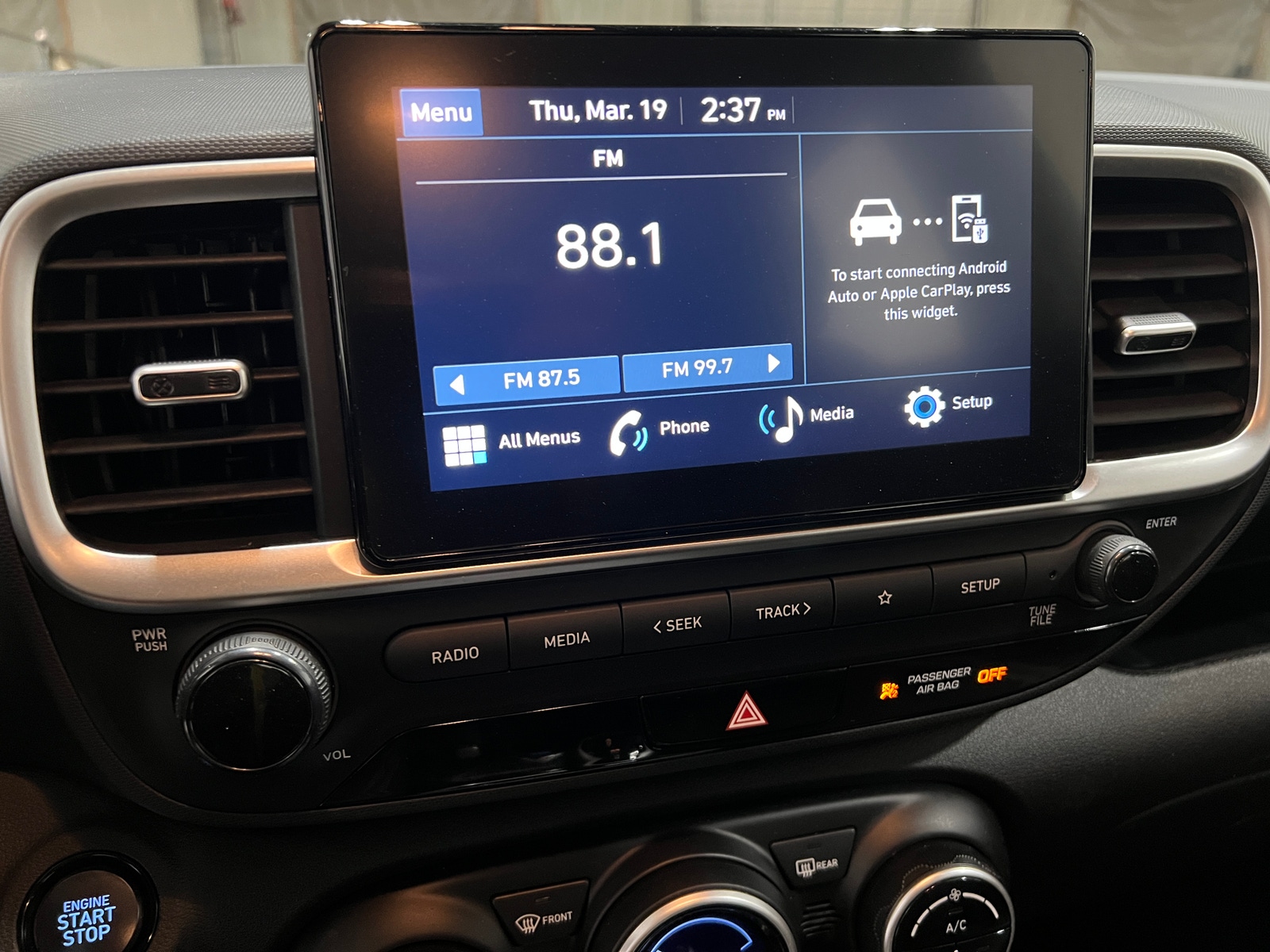 Thumbnail: 2025 Hyundai Venue - 4