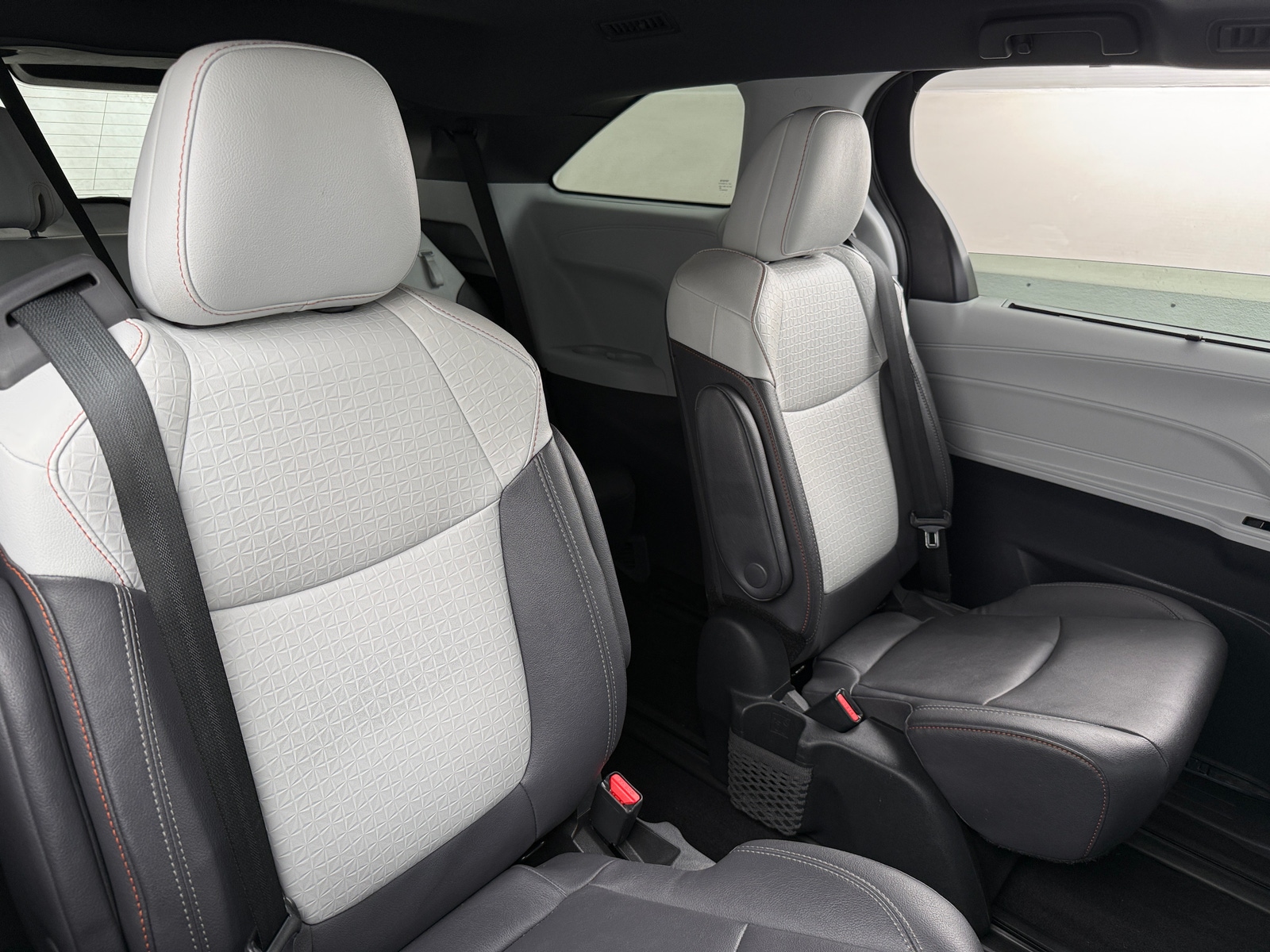 Thumbnail: 2024 Toyota Sienna - 5