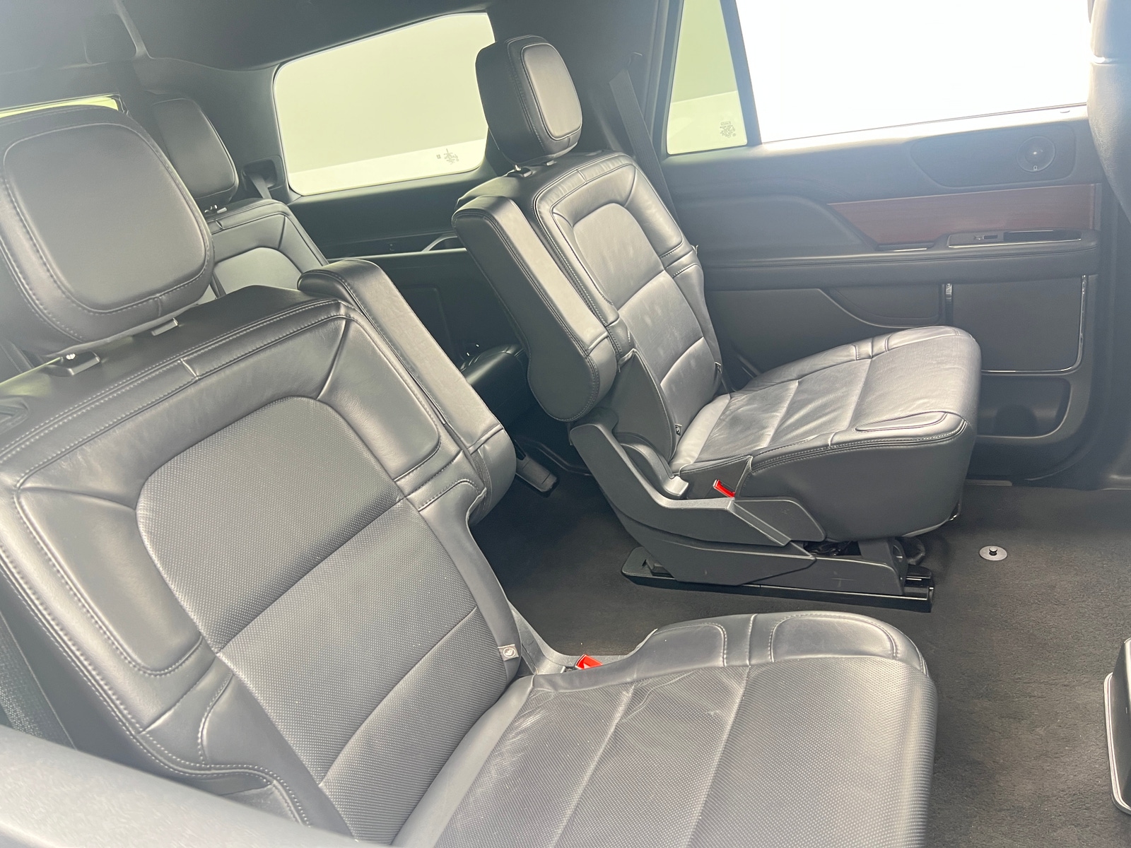 Thumbnail: 2023 Lincoln Navigator - 5