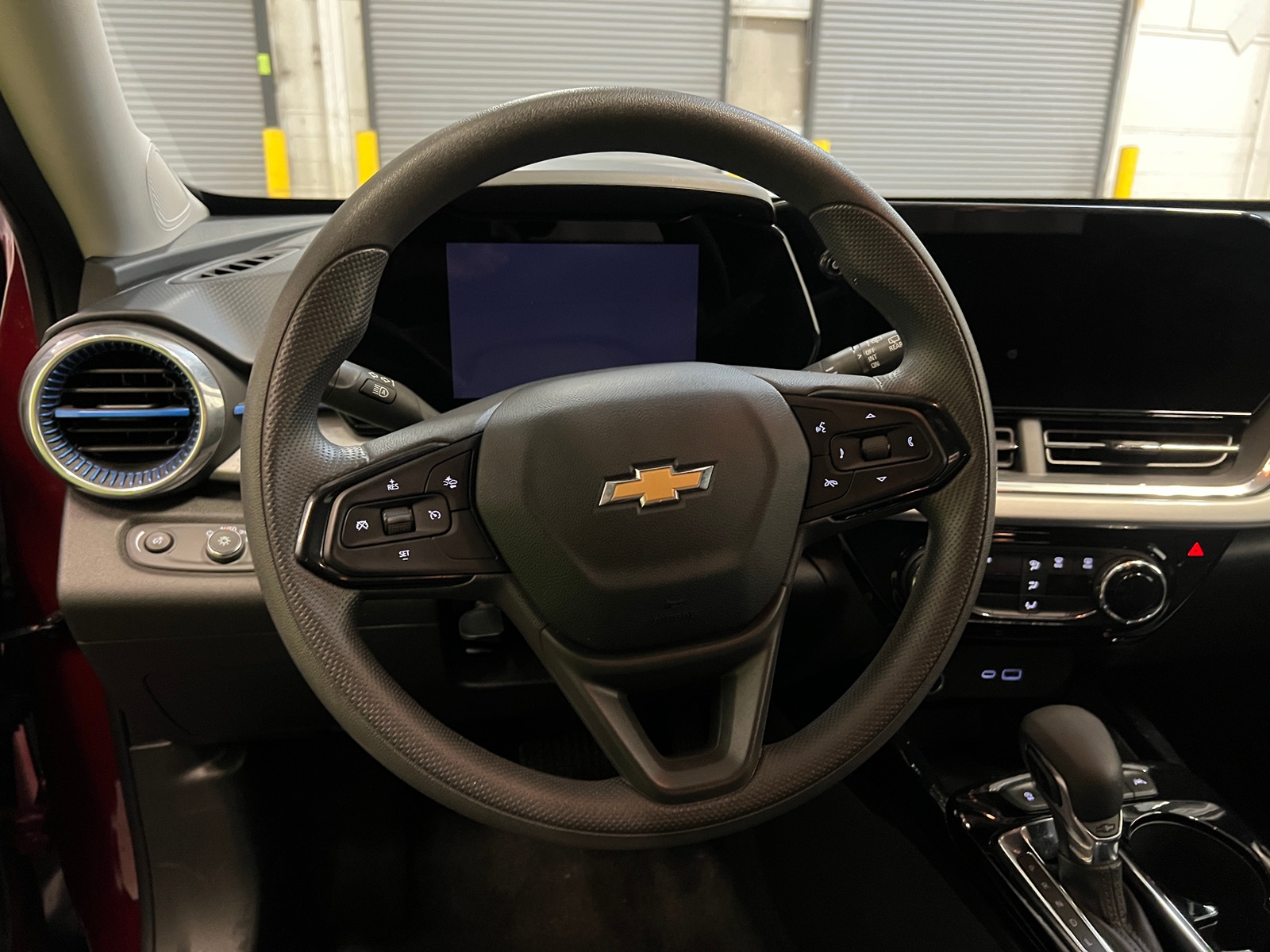 Thumbnail: 2025 Chevrolet Trax - 5