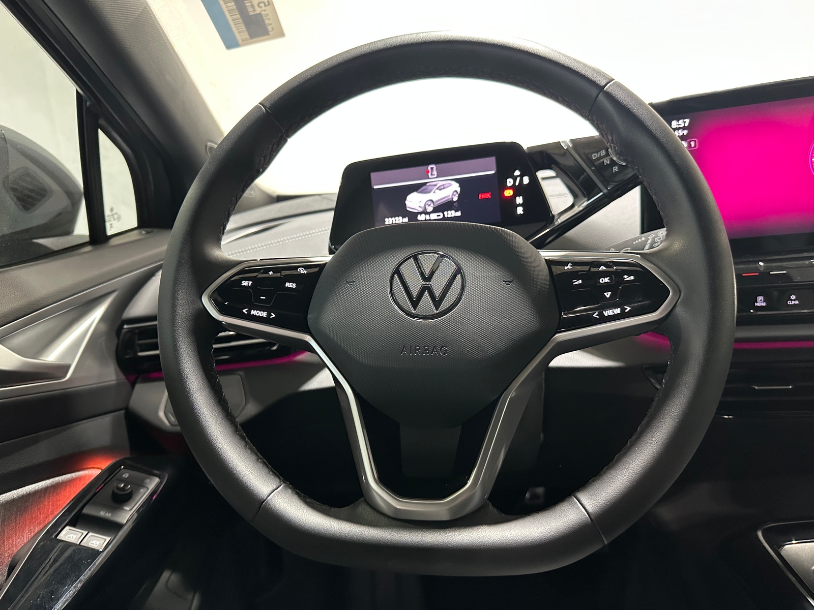 Thumbnail: 2023 Volkswagen ID.4 - 5