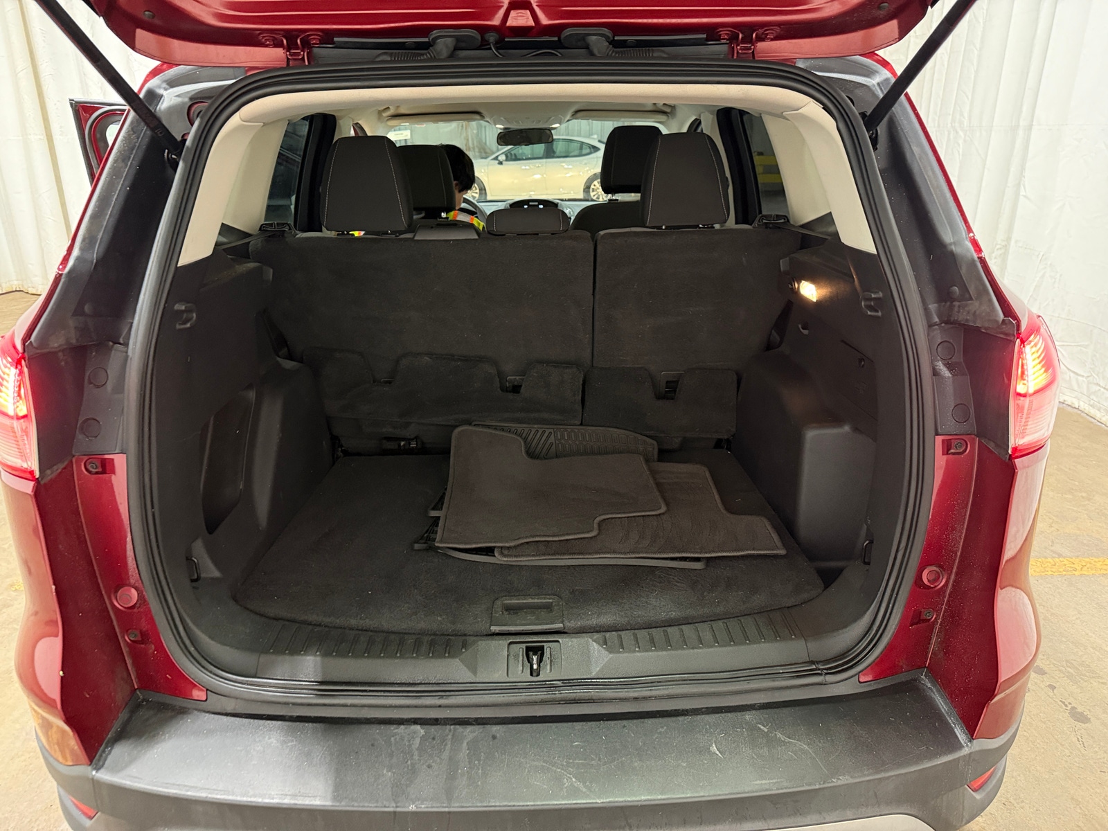 Thumbnail: 2016 Ford Escape - 7