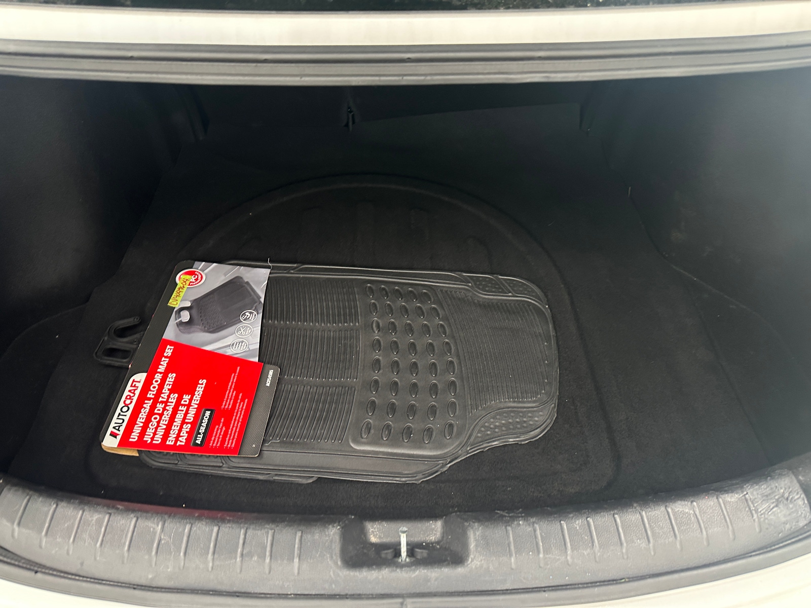 Thumbnail: 2022 Kia Forte - 7