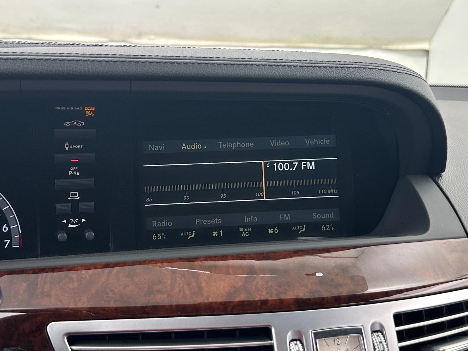 Thumbnail: 2012 Mercedes-Benz S-Class - 3