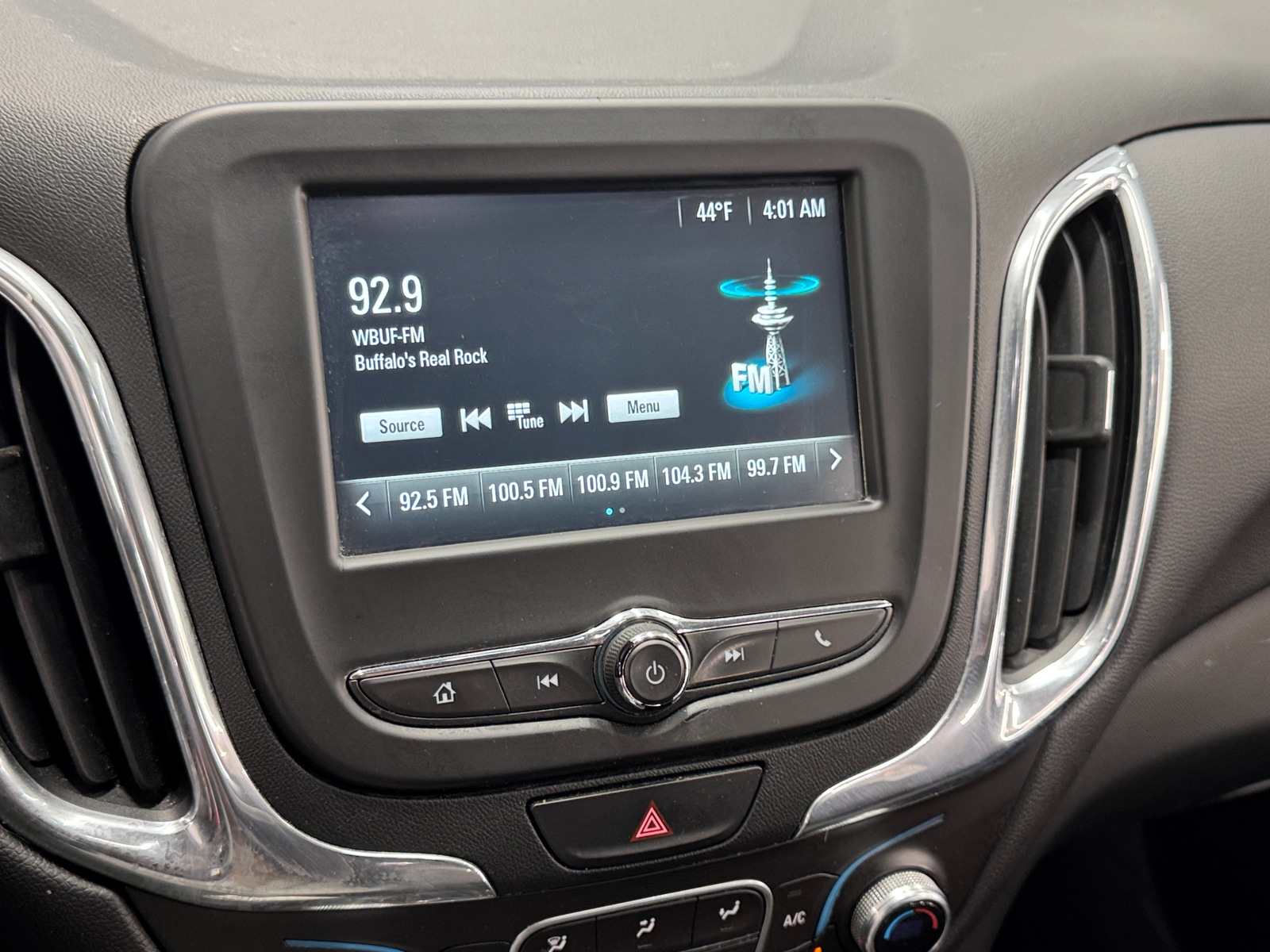 Thumbnail: 2018 Chevrolet Equinox - 4