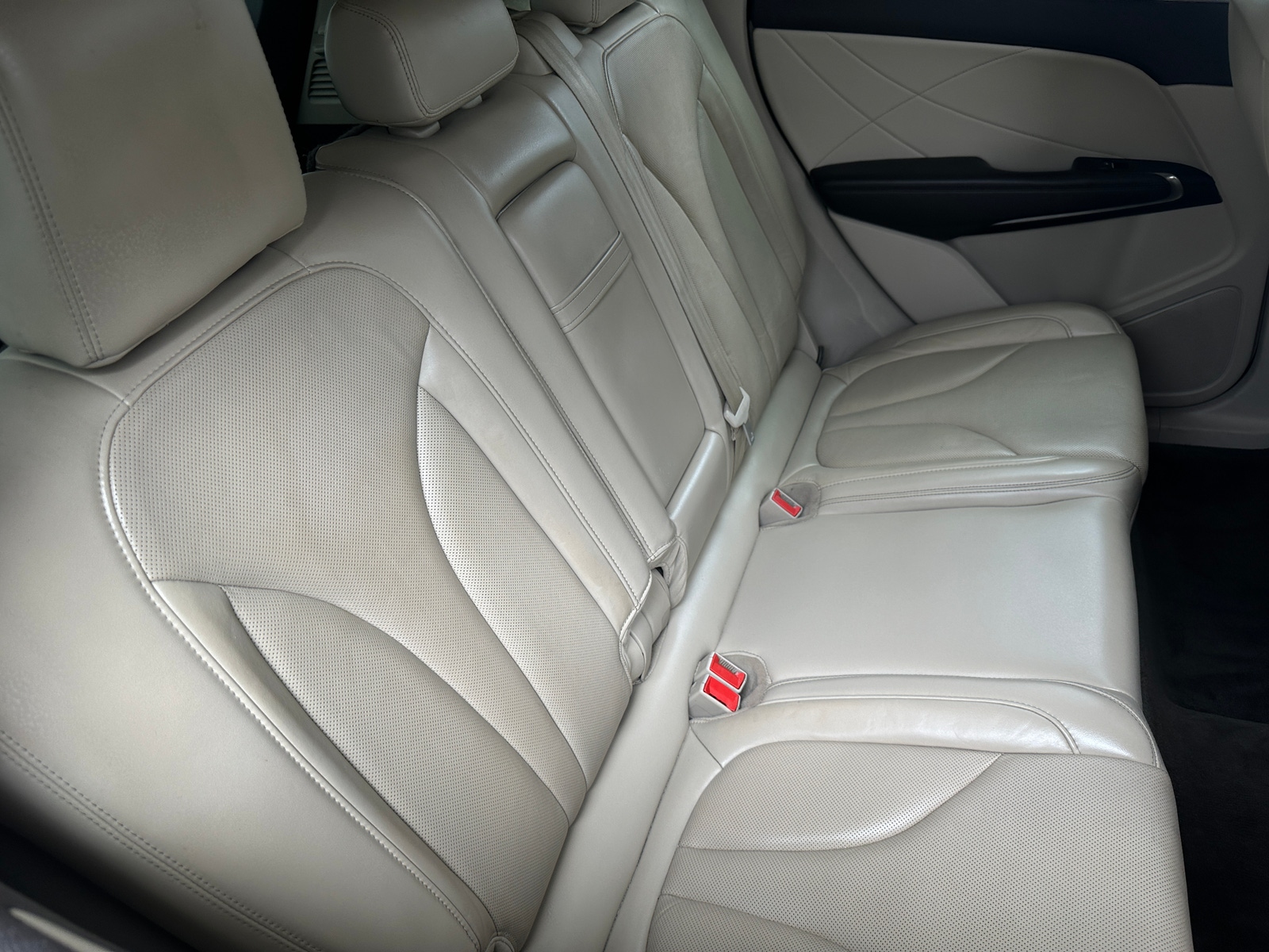 Thumbnail: 2017 Lincoln MKC - 5