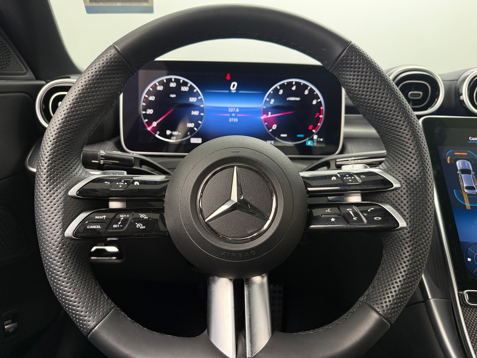 Thumbnail: 2023 Mercedes-Benz C-Class - 4