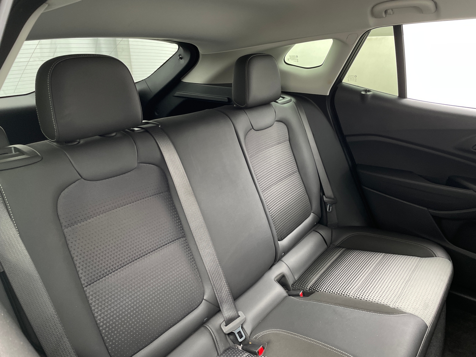 Thumbnail: 2025 Chevrolet Trax - 6