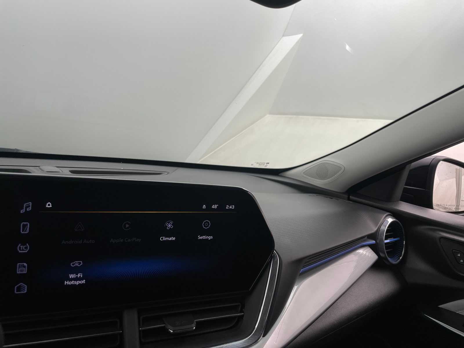 Thumbnail: 2025 Chevrolet Trax - 4