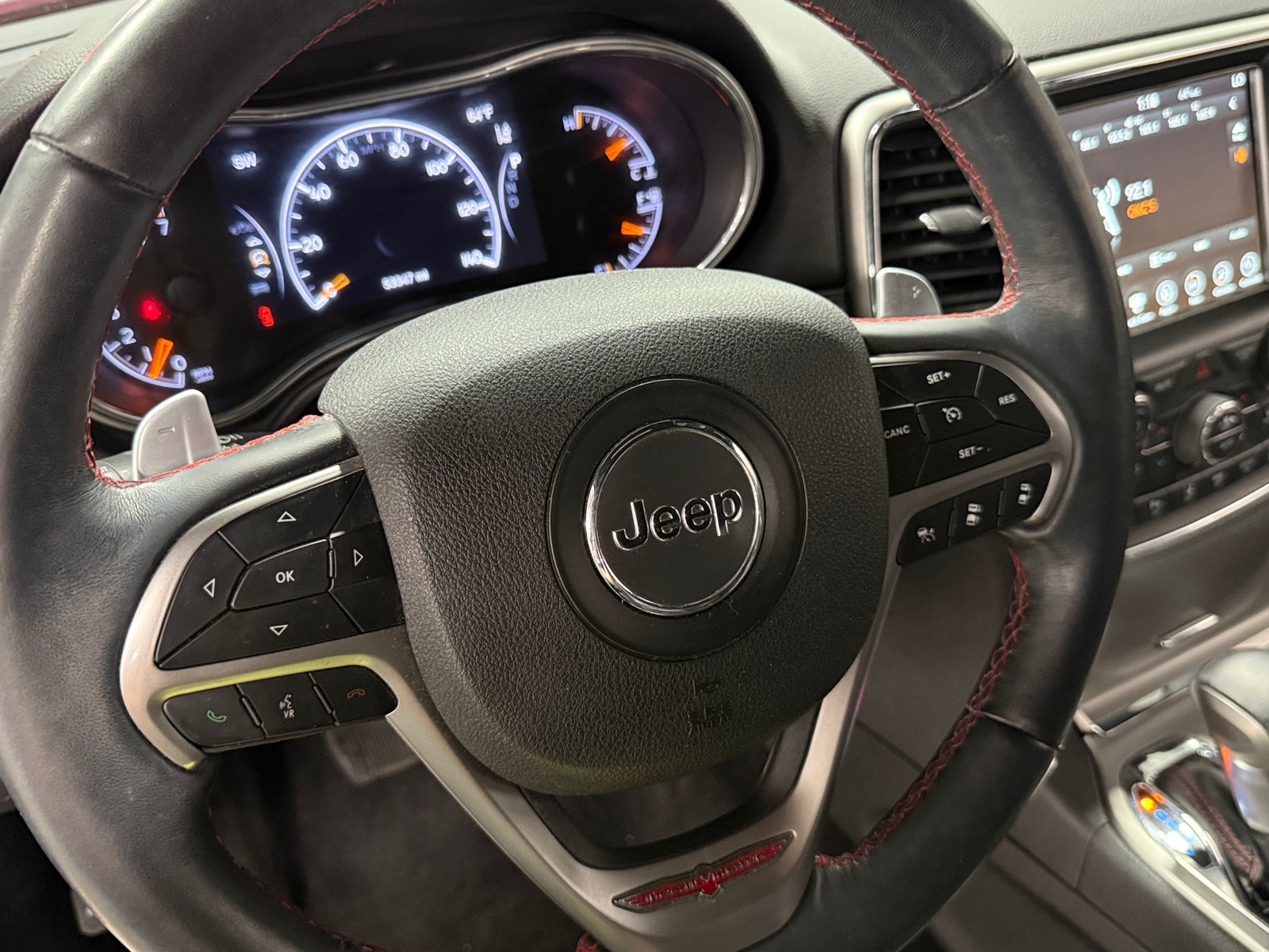 Thumbnail: 2018 Jeep Grand Cherokee - 4