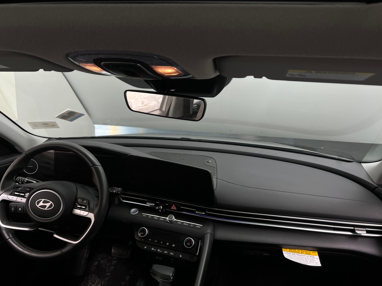 Thumbnail: 2025 Hyundai Elantra - 3