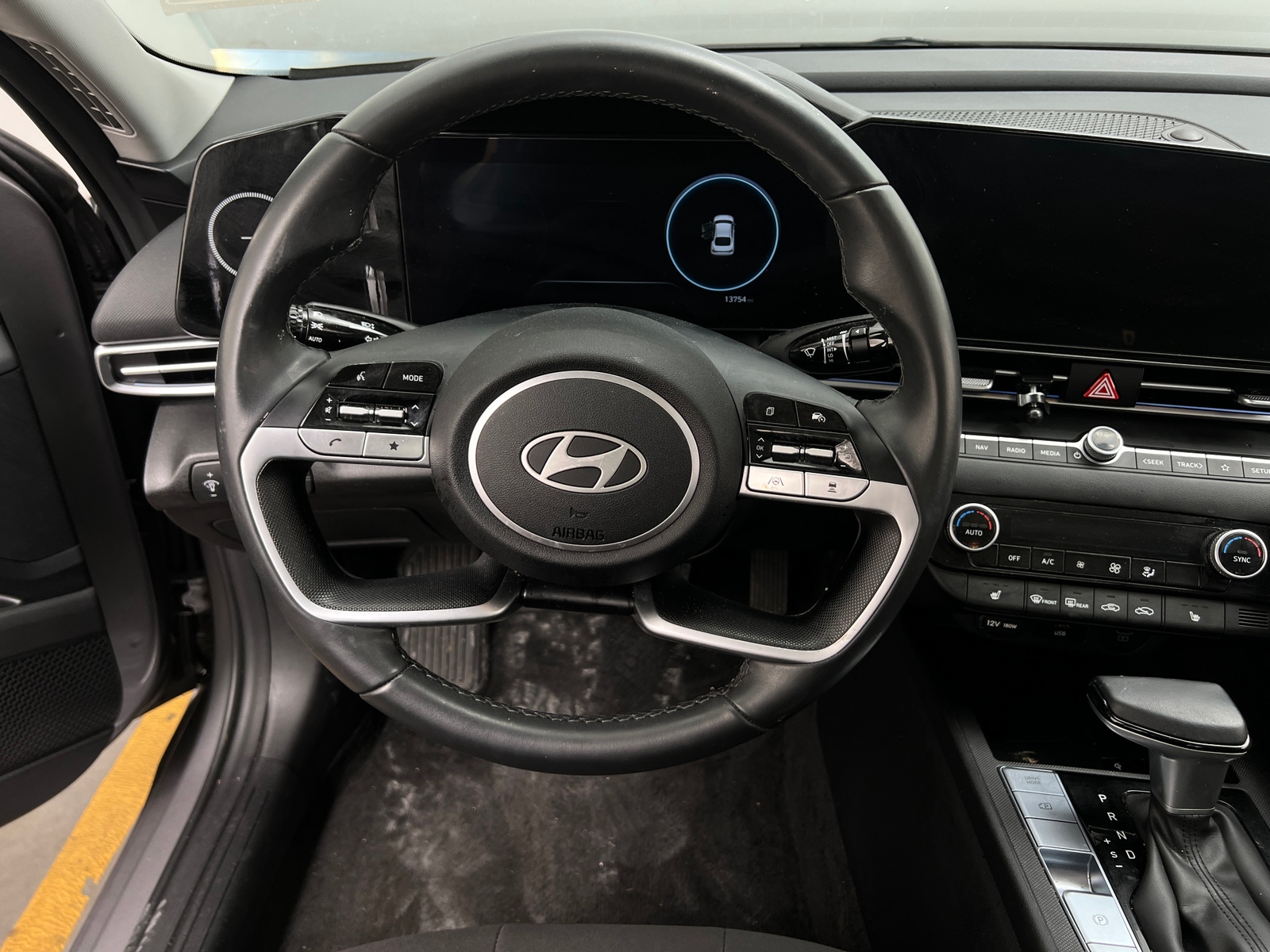 Thumbnail: 2025 Hyundai Elantra - 5