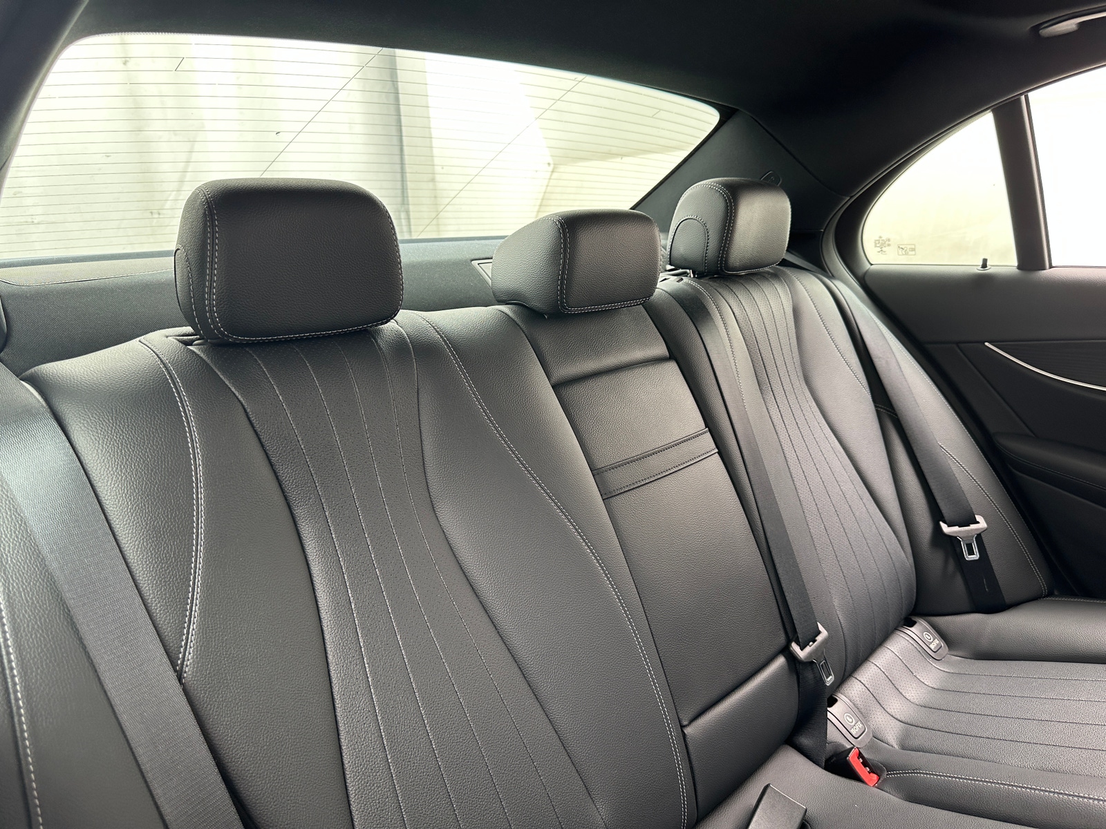 Thumbnail: 2020 Mercedes-Benz E-Class - 5