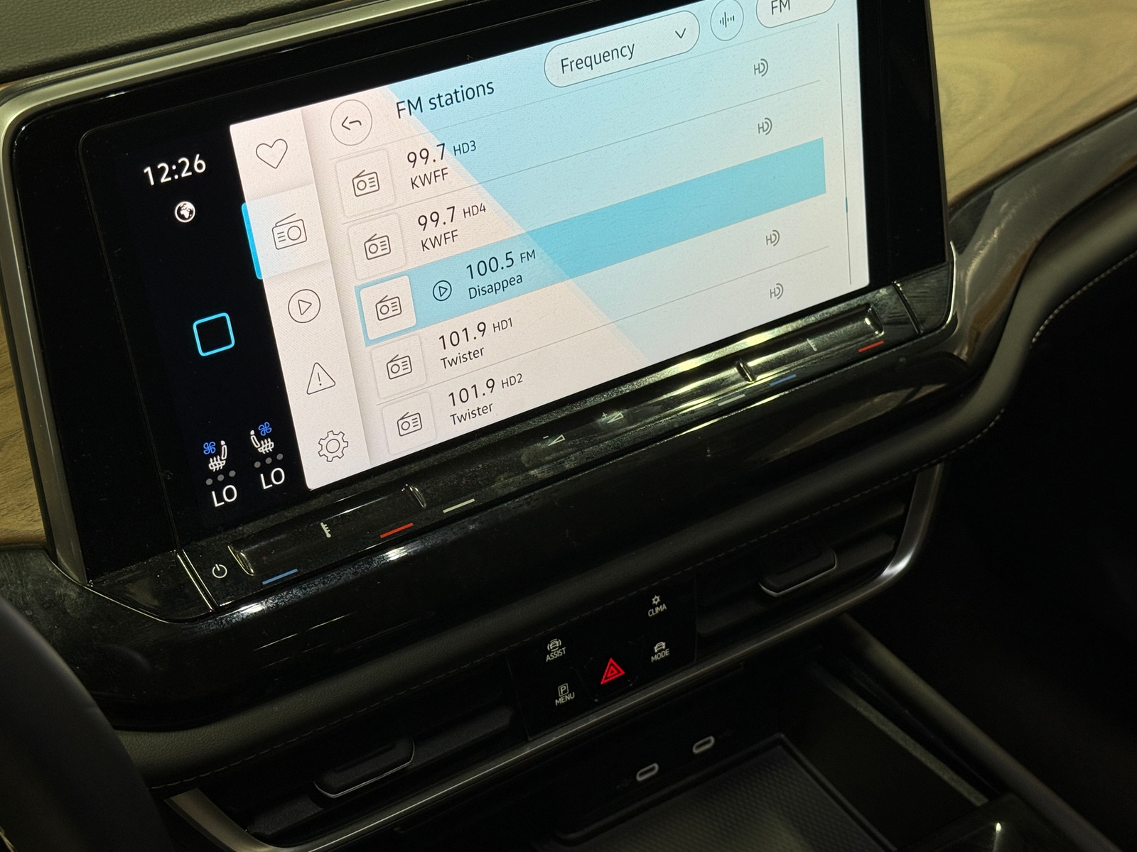 Thumbnail: 2025 Volkswagen Atlas - 3