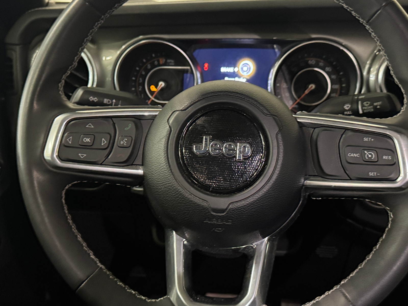 Thumbnail: 2023 Jeep Gladiator - 5