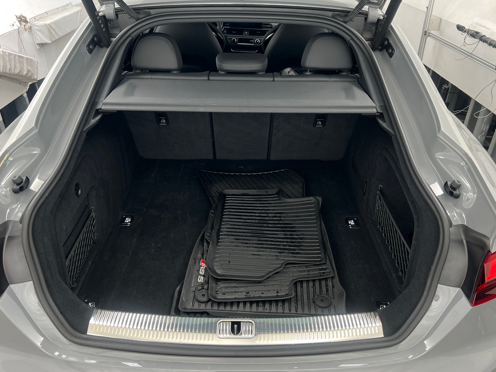 Thumbnail: 2024 Audi RS 5 - 6