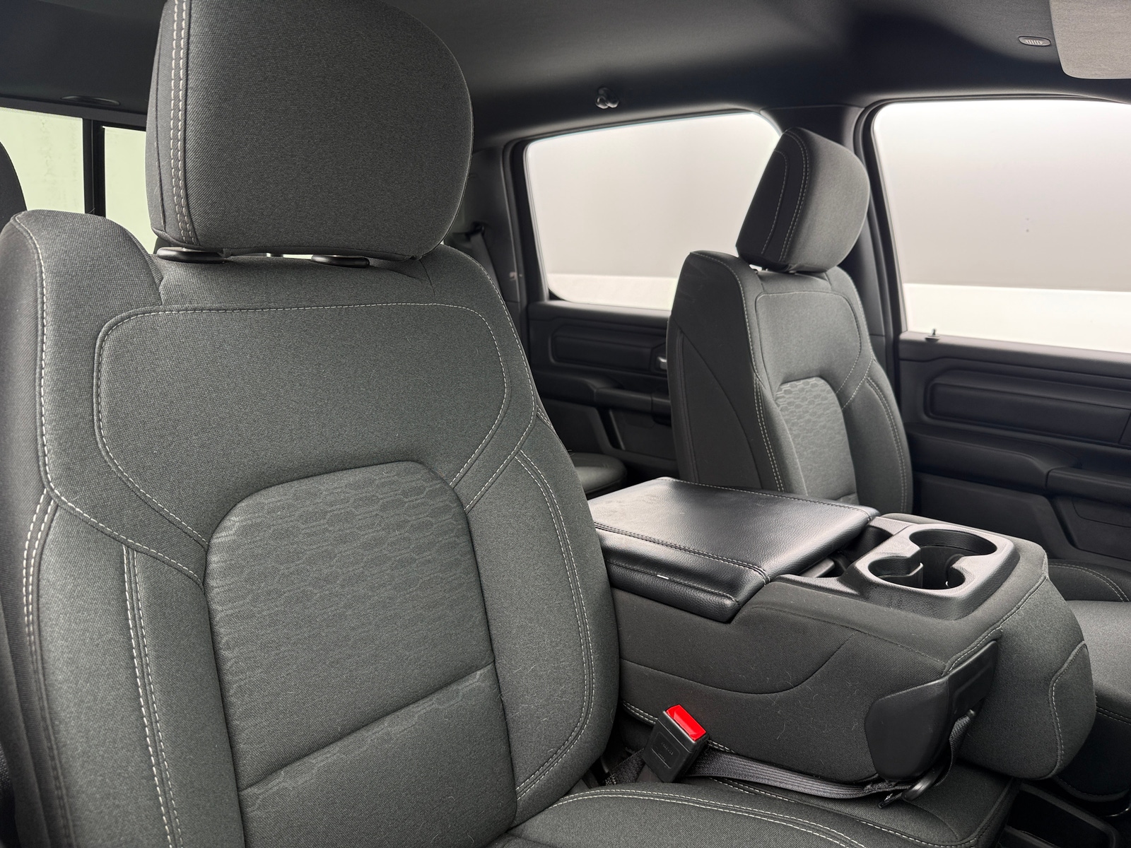 Thumbnail: 2025 RAM 1500 - 2