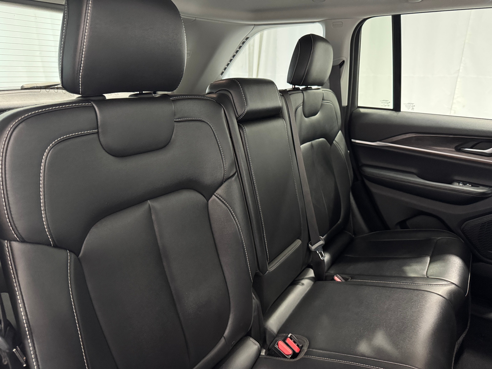 Thumbnail: 2023 Jeep Grand Cherokee - 5