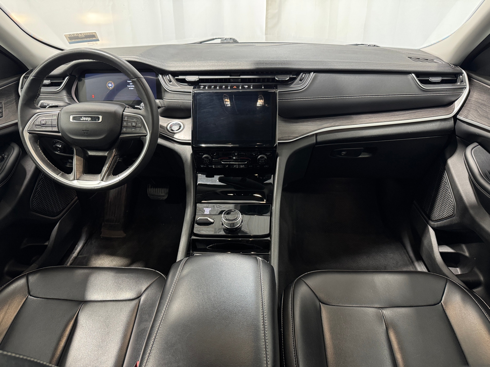 Thumbnail: 2023 Jeep Grand Cherokee - 2