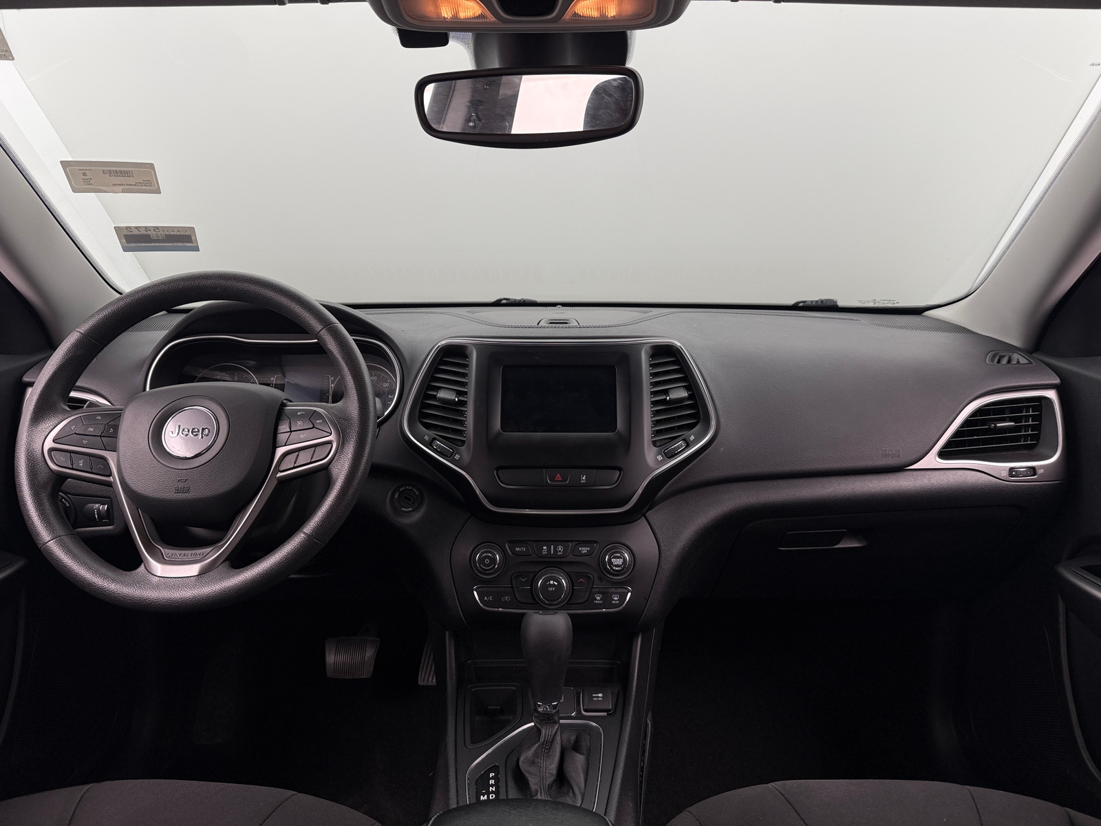 Thumbnail: 2021 Jeep Cherokee - 3