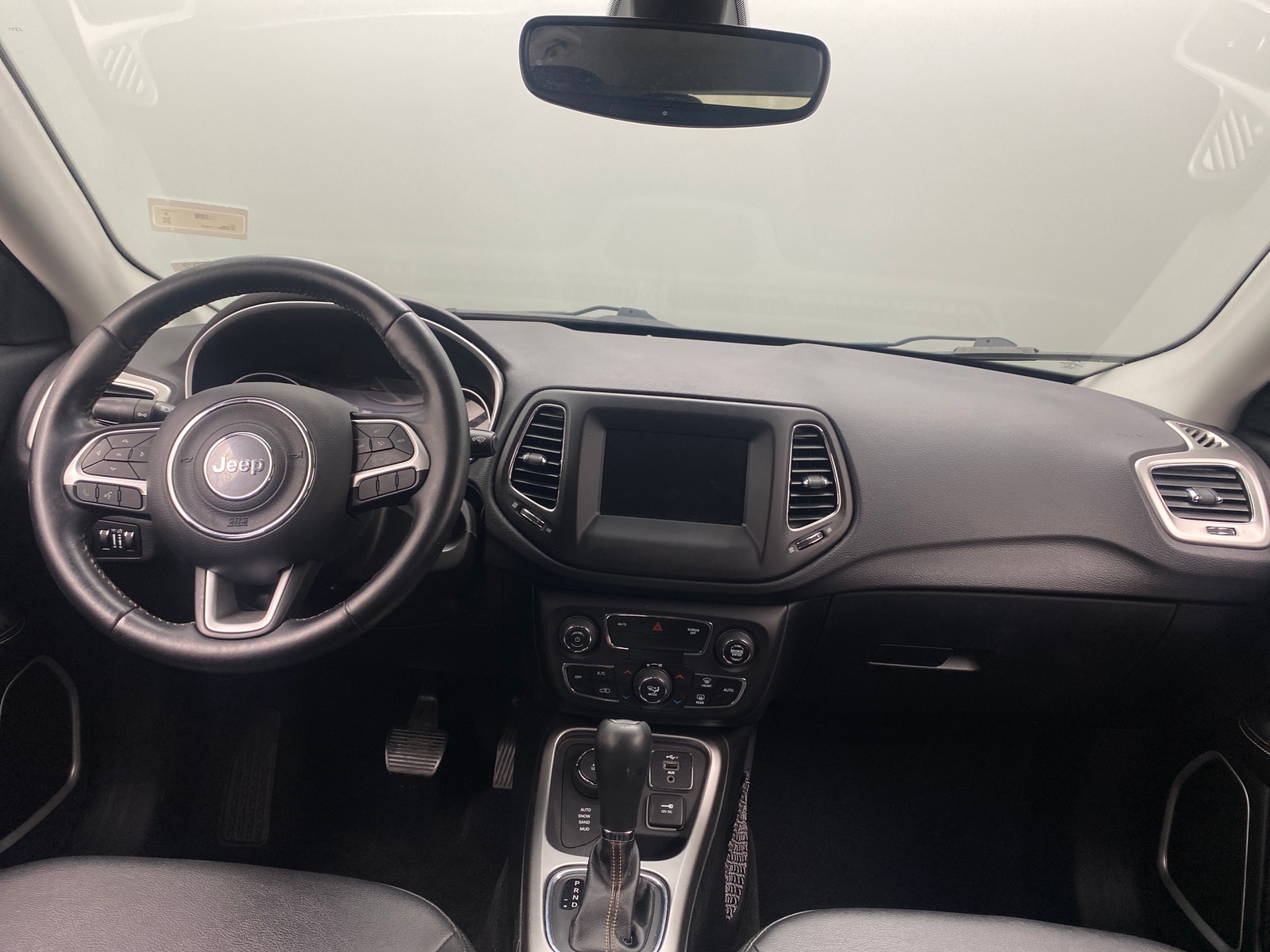 Thumbnail: 2019 Jeep Compass - 3