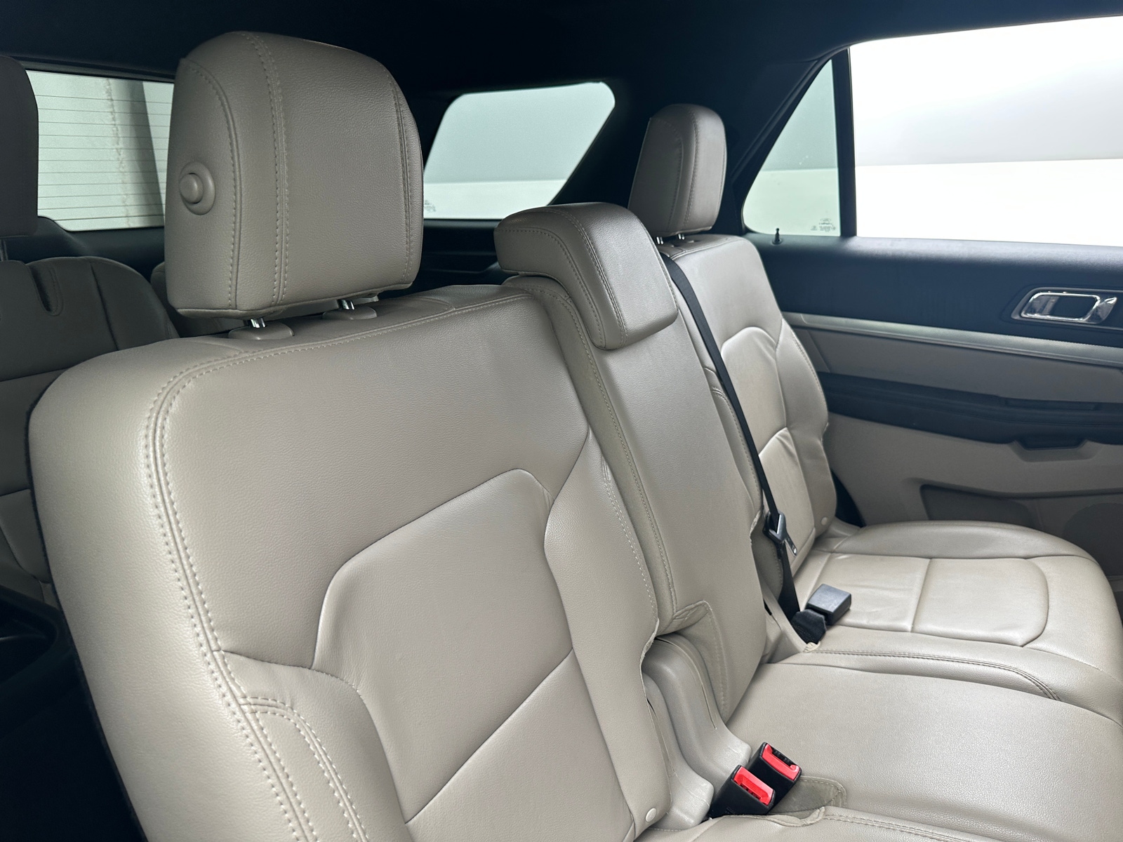 Thumbnail: 2018 Ford Explorer - 5