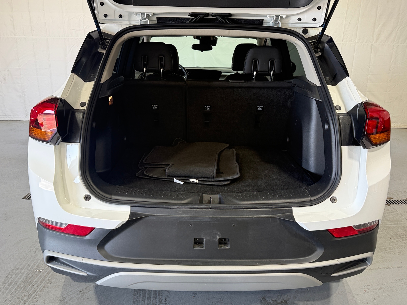 Thumbnail: 2025 Buick Encore GX - 6