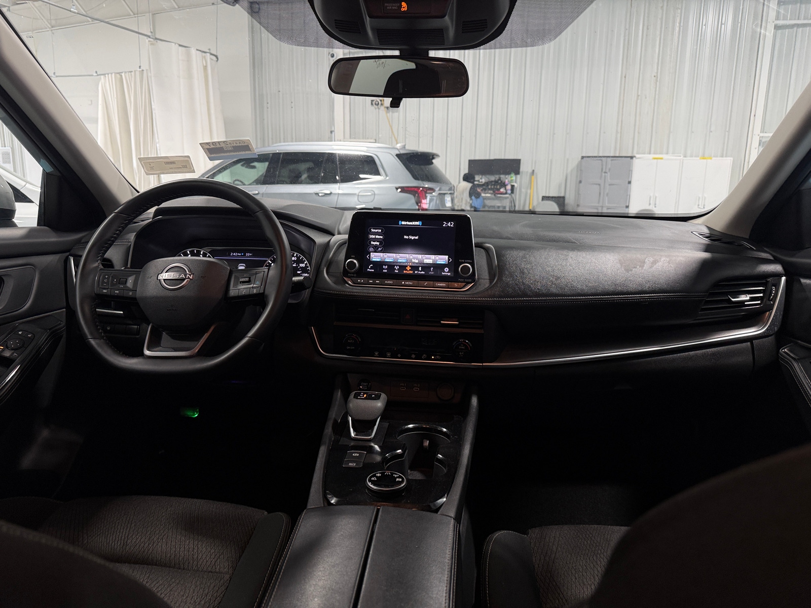 Thumbnail: 2025 Nissan Rogue - 3