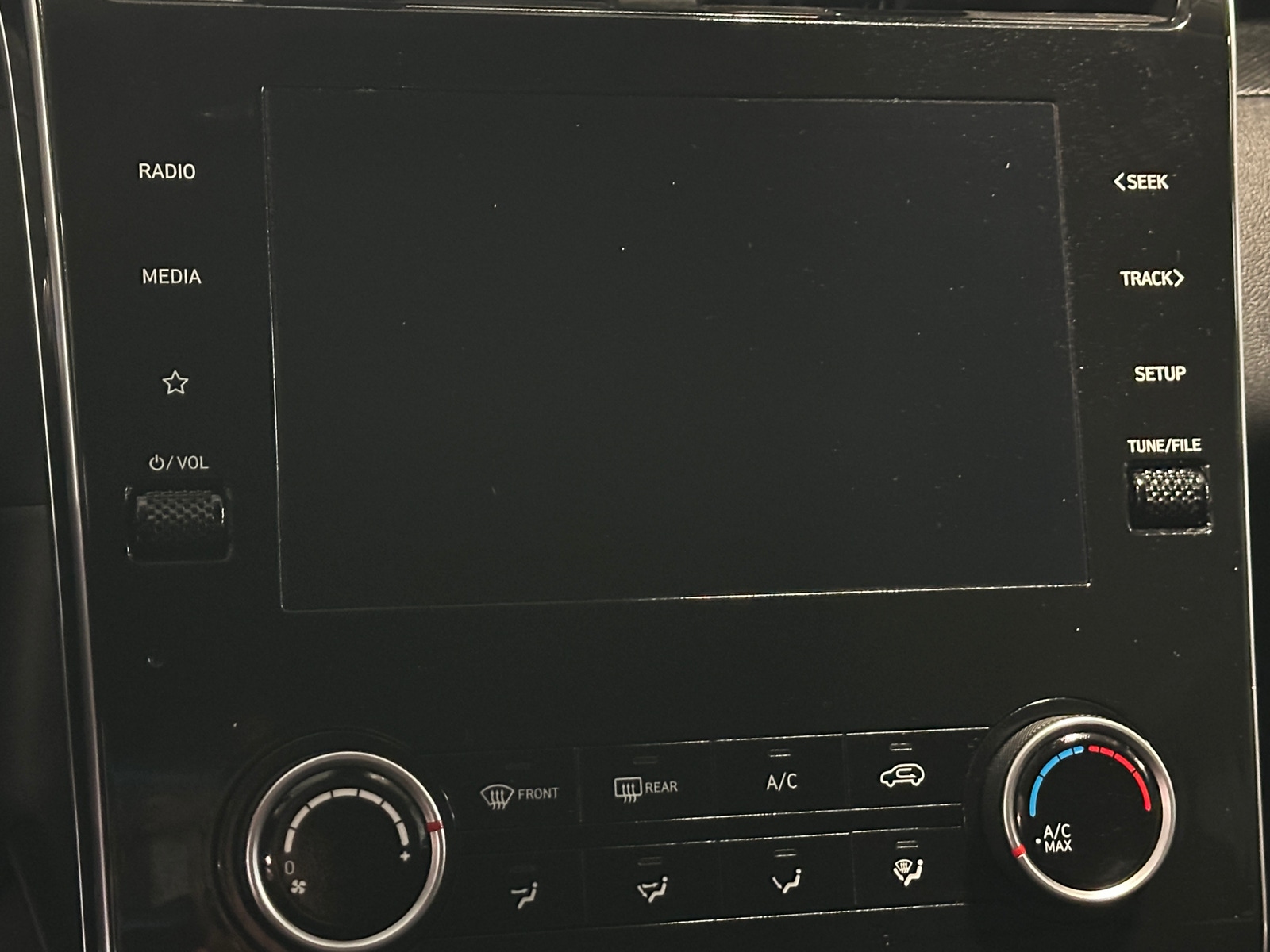 Thumbnail: 2022 Hyundai Tucson - 4